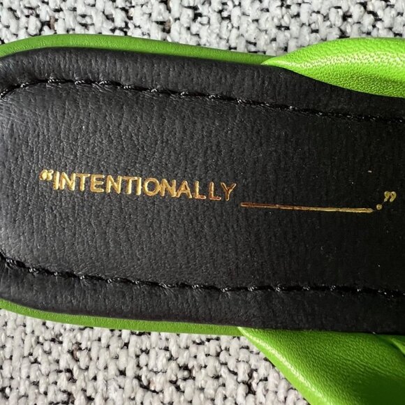 Intentionally Blank Green Slide Sandals - Picture 6 of 11